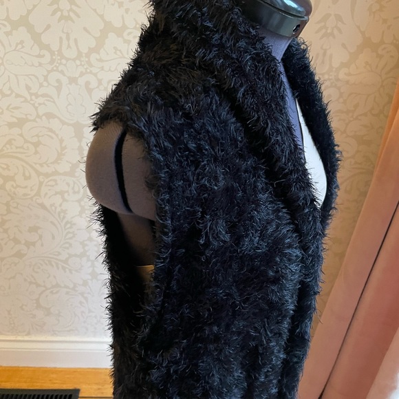 NWOT Silky soft long sleeveless cardigan - Picture 3 of 5